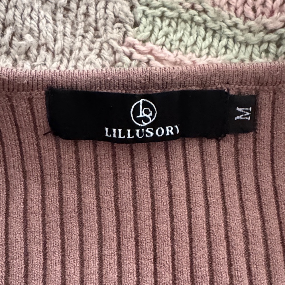 Twist Front Ribbed Sweater - Picture 2 of 2